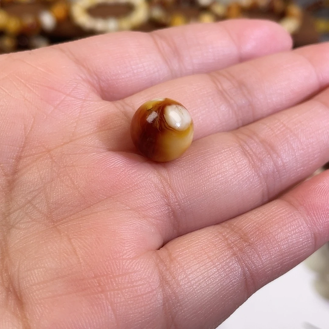 琥珀未镶嵌手链天然沁色蜜蜡13.8m