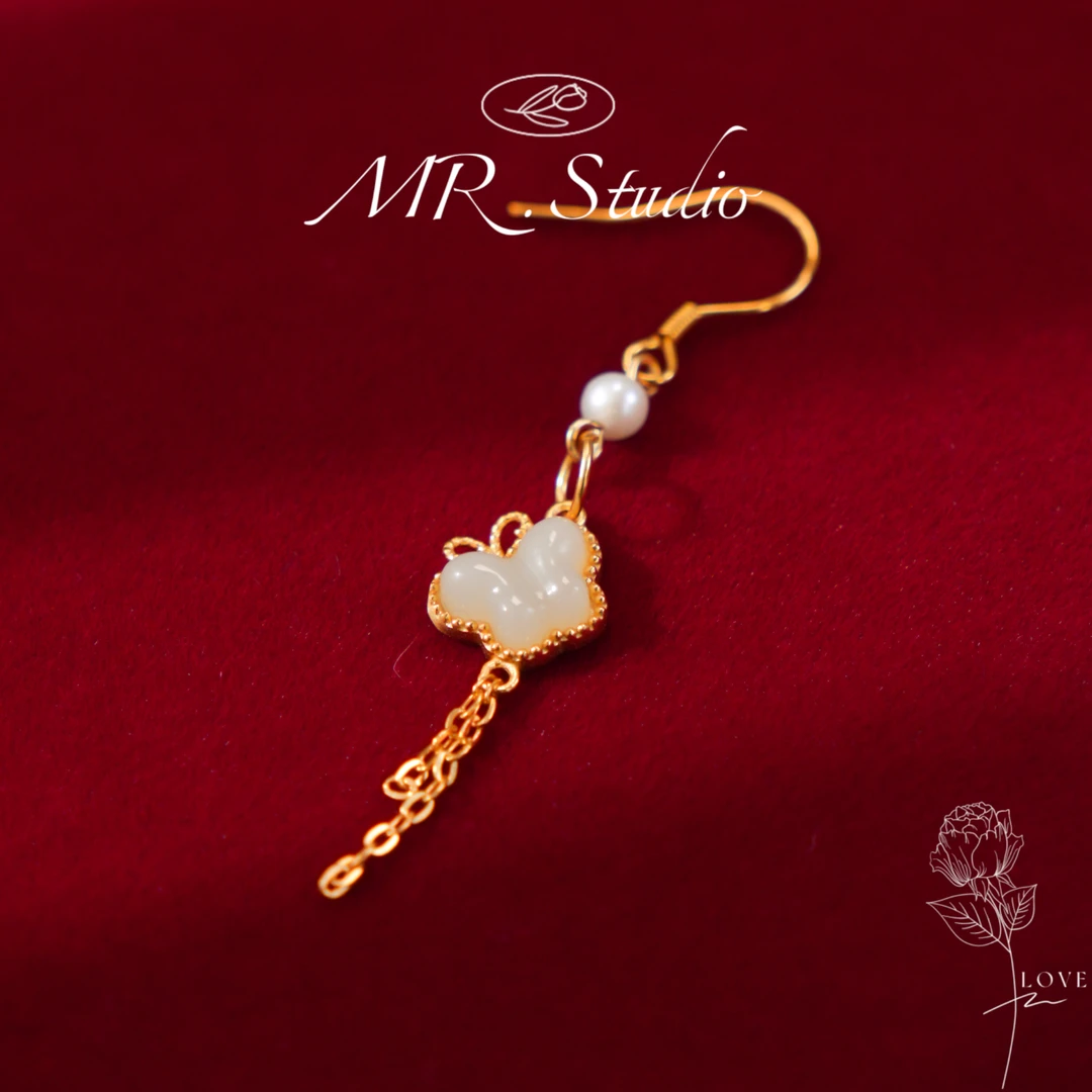 木润【蝴蝶】S925银天然和田玉蝴蝶耳坠