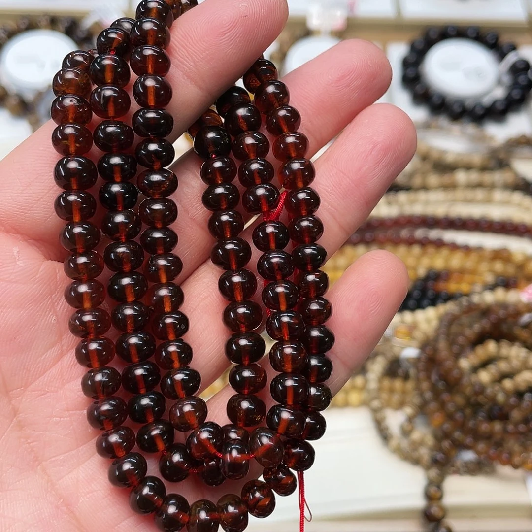 大***姐琥珀未镶嵌裸石七