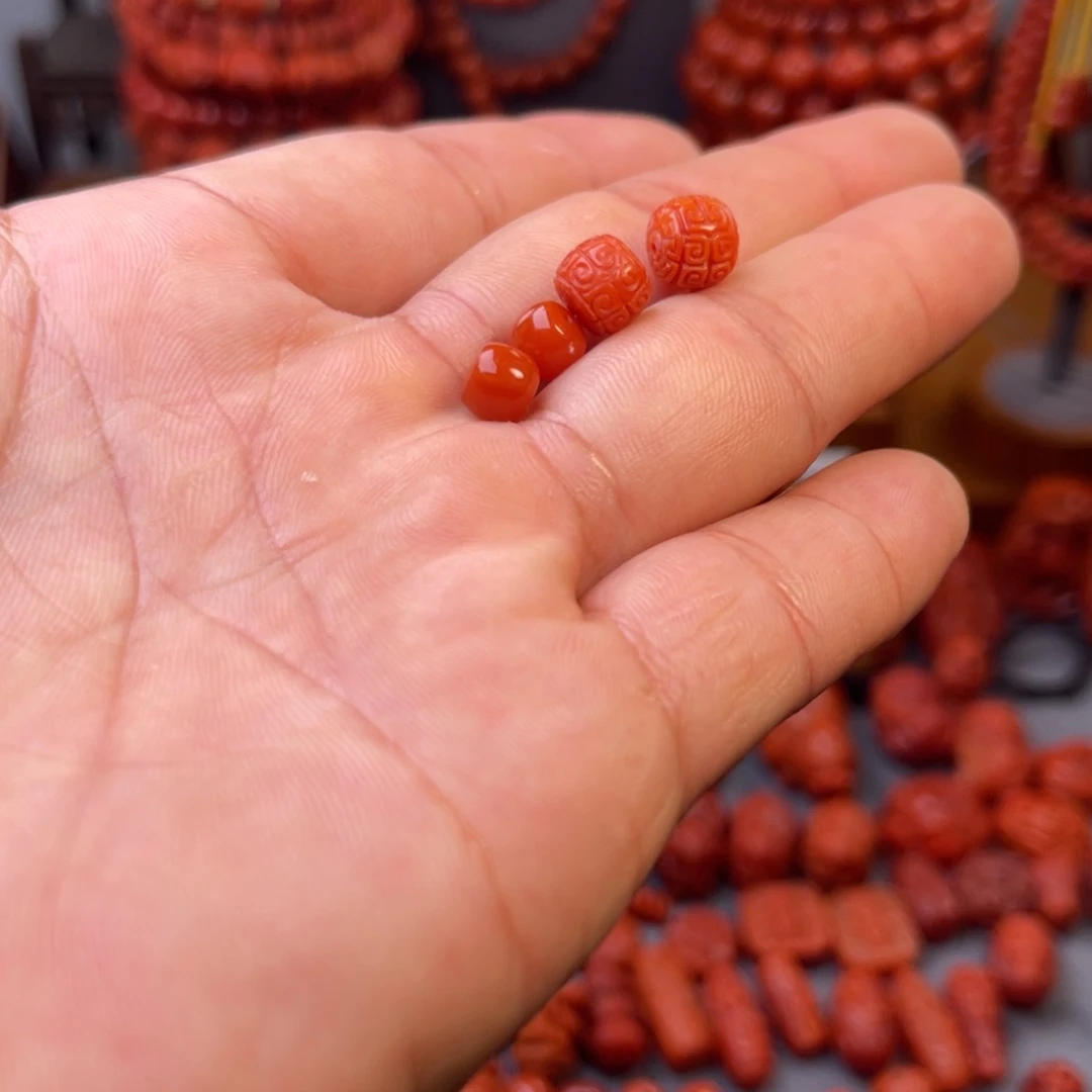 南红玛瑙瓦西配饰未镶嵌兰****）