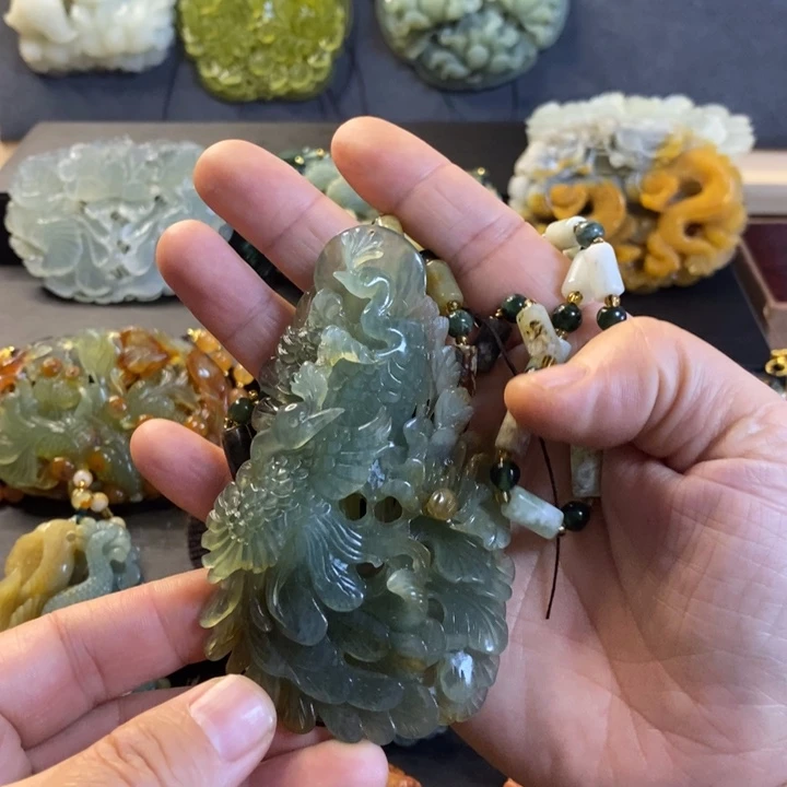 马***哒岫玉未镶嵌项链毛衣链