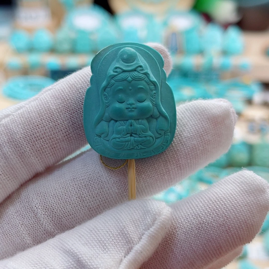 绿松石未镶嵌珠宝奇石