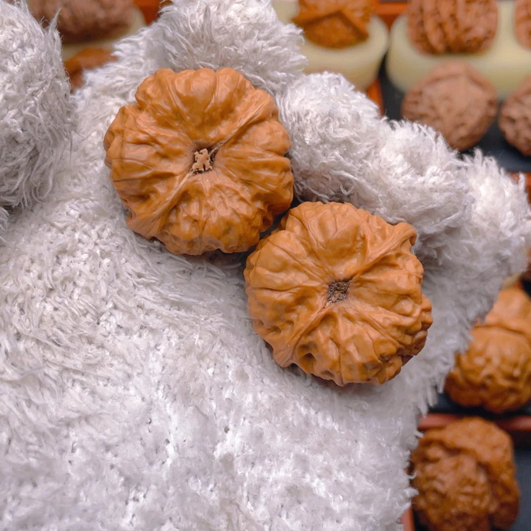 文玩核桃把件海***鲸36蛤蟆头