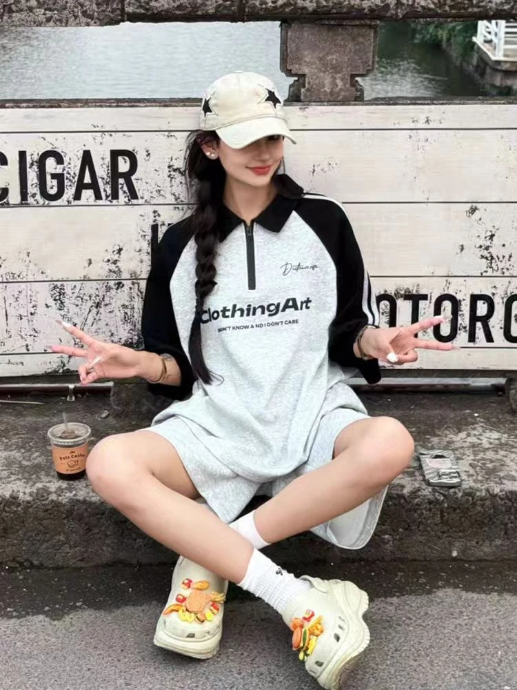 24032夏季情侣款潮牌美式复古撞色三条杠T恤运动短袖短裤休闲套装