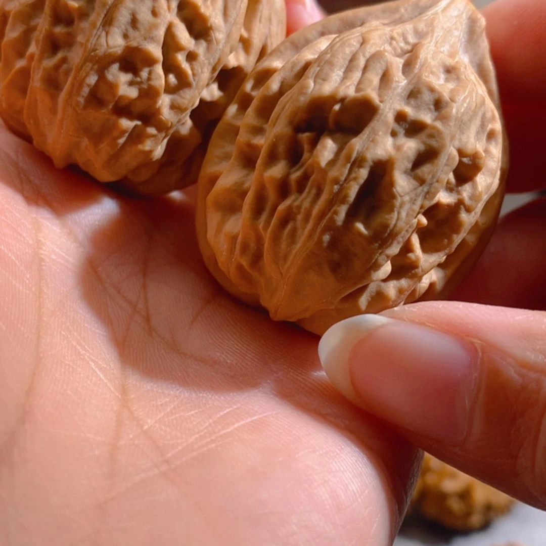 【闪购商品】吊坠文玩核桃@***鲁瓷瓶