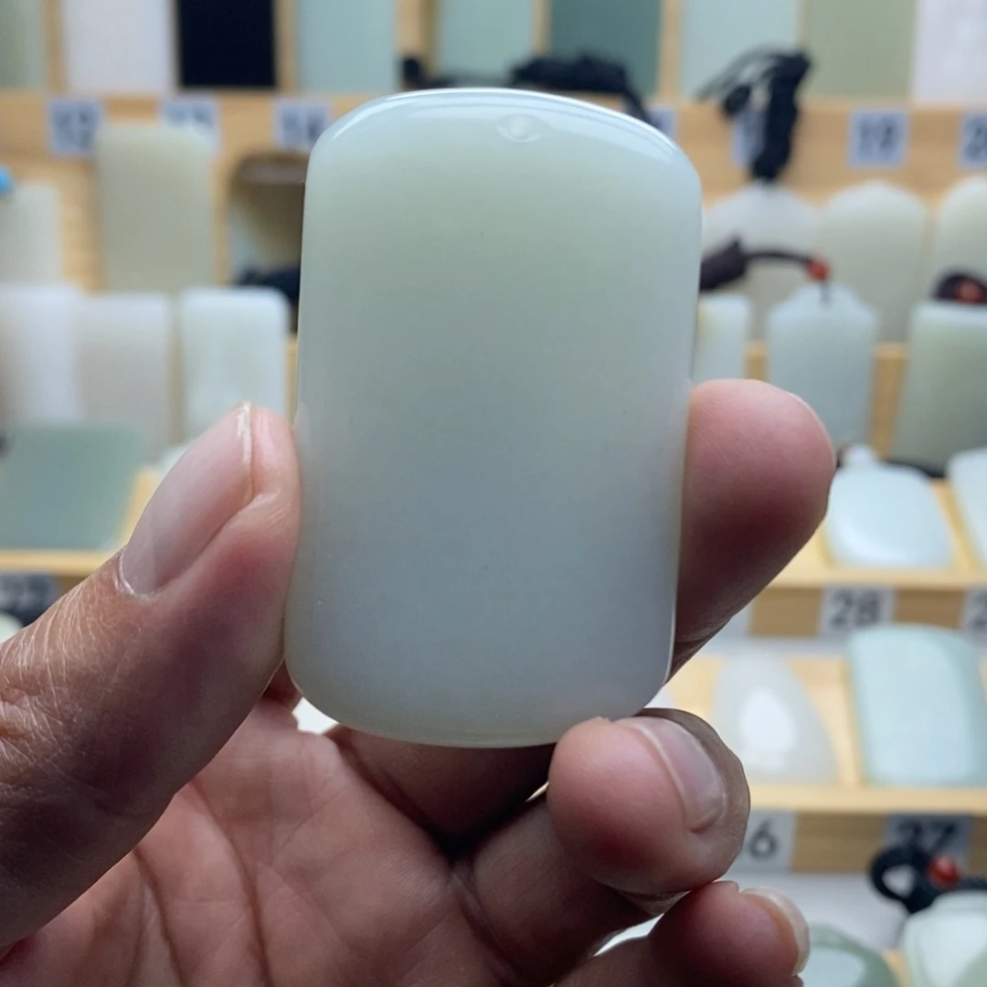 未镶嵌和田玉挂件