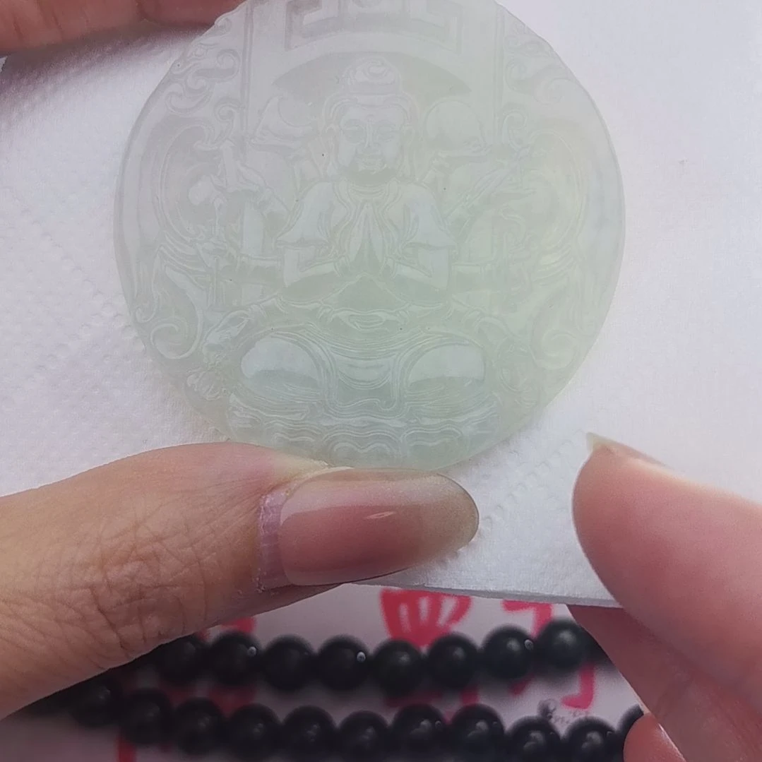 翡翠颈饰未镶嵌天然的A货翡翠多样性发货