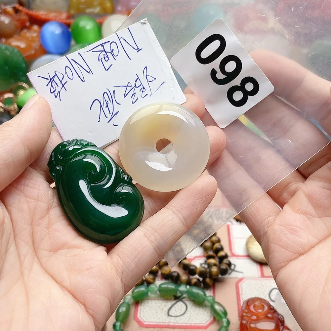 合金颈饰玛瑙/玉髓思**厚