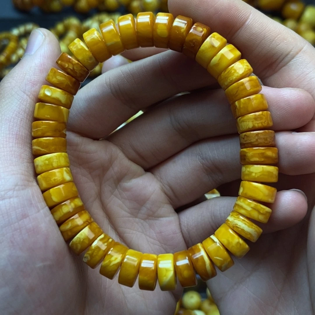 蜜蜡未镶嵌珠宝奇石