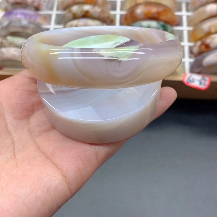玛瑙/玉髓手镯未镶嵌67.5