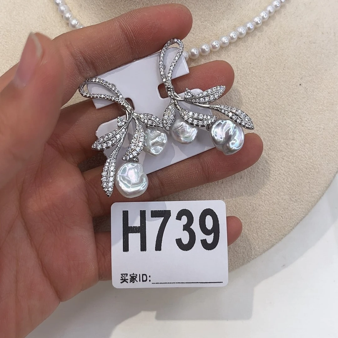 淡水珍珠耳饰合金