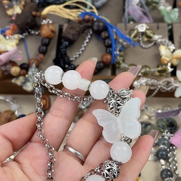 合金蛇纹石玉颈饰