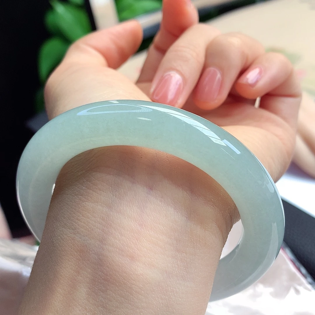 未镶嵌手镯翡翠55-56圈口完美大胖圆淡晴底22号