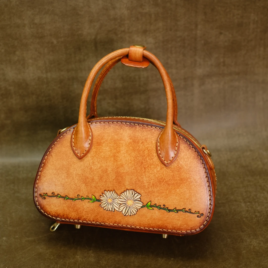 2025秋冬新款【小号海豹 雏菊】手拎斜挎时尚真皮女包