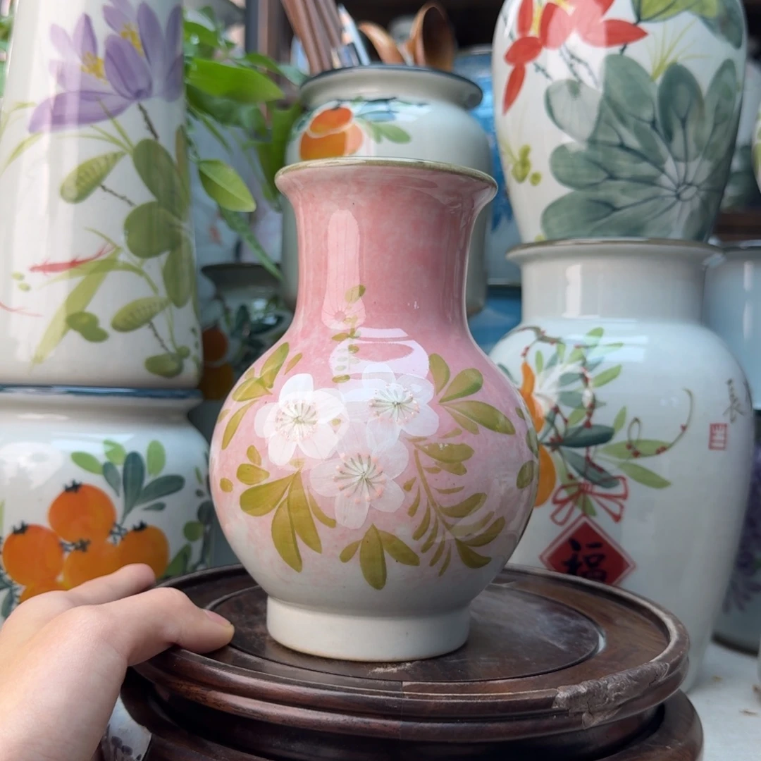 景德镇纯手绘陶瓷花瓶