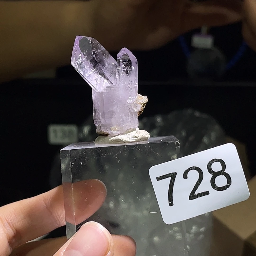 未镶嵌水晶珠宝半成品