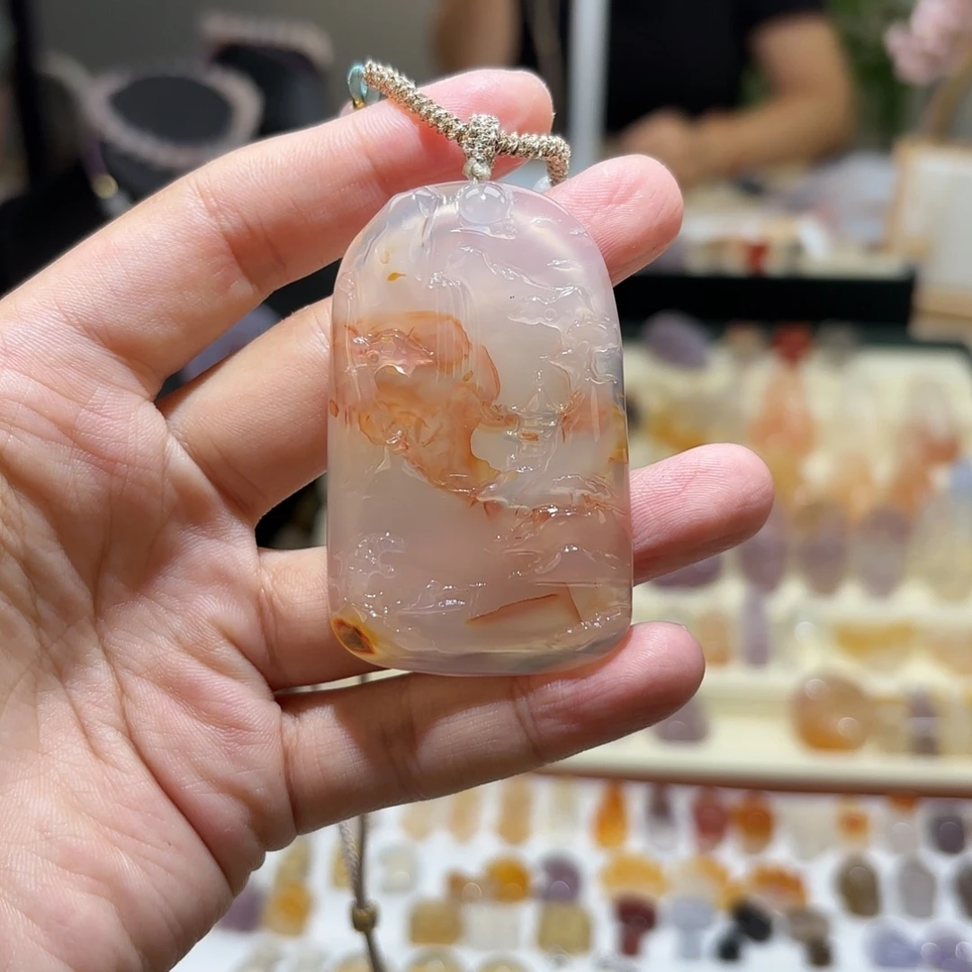 玛瑙/玉髓颈饰未镶嵌