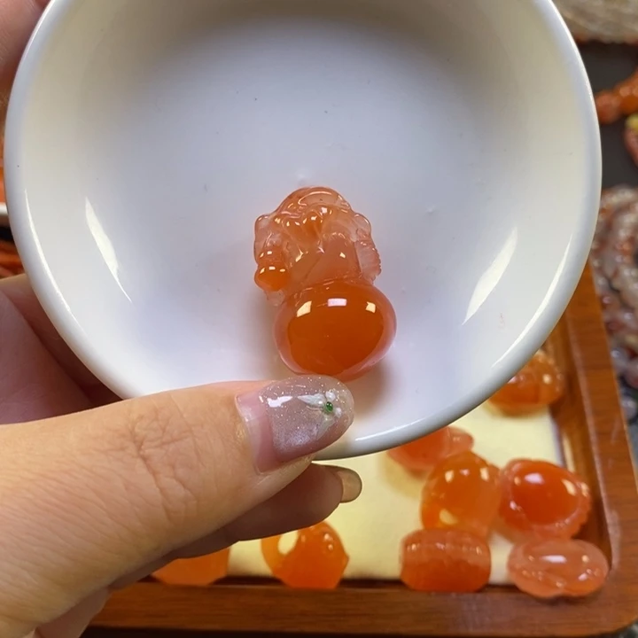 南红玛瑙未镶嵌手链吊坠