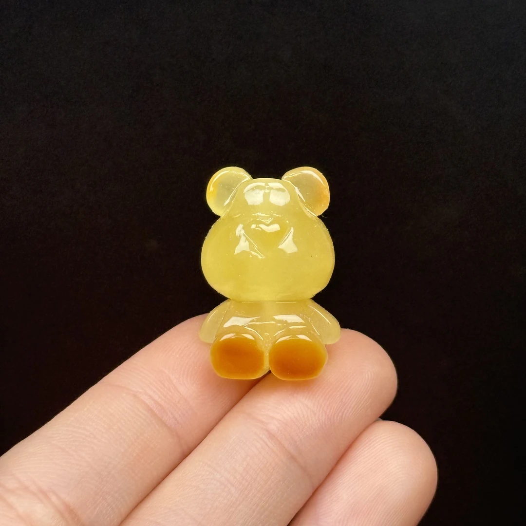 K9533天然原矿蜜蜡 雕刻小熊17*25*16mm 支持鉴定假一罚十