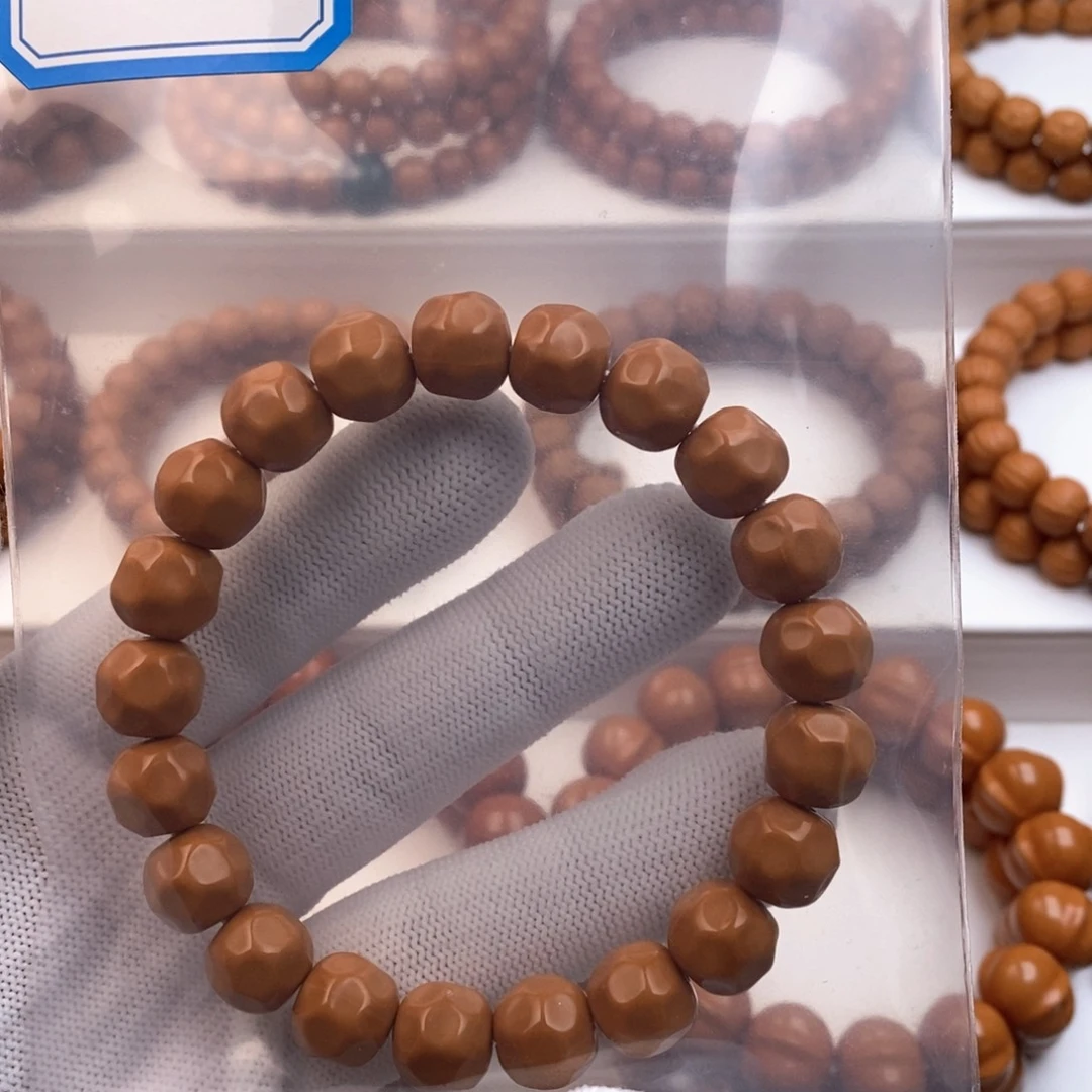 猴头核桃吊坠长***仙小奶酪