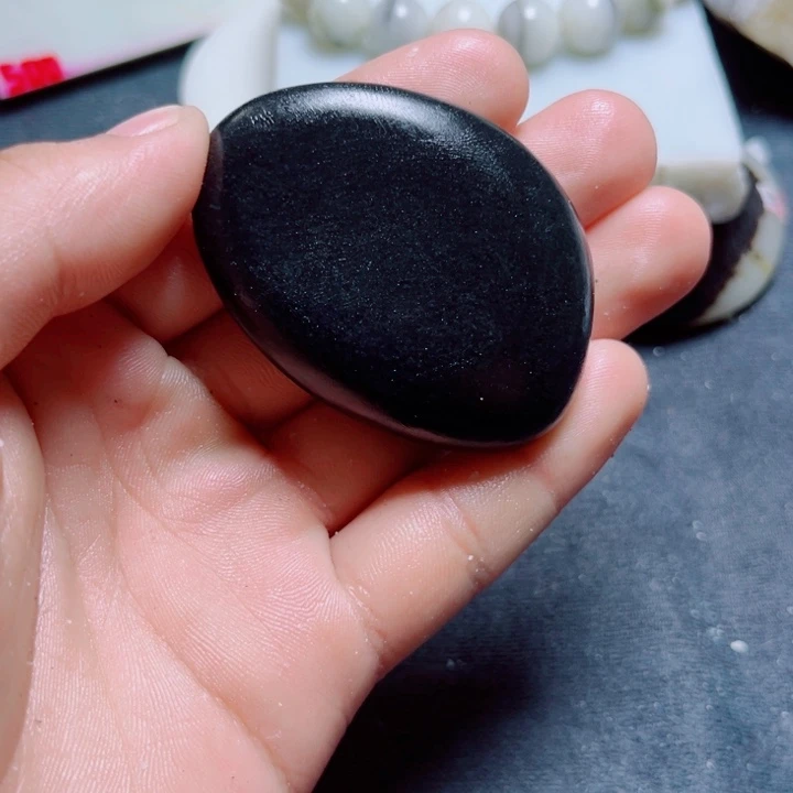 和田玉（糖玉）未镶嵌珠宝奇石