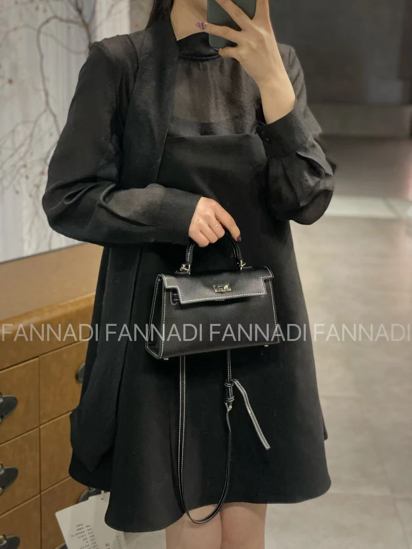 FANNADI【上衣】轻奢天丝简约设计感飘带气质小衫 WM 88203