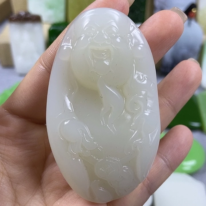 天然玉石未镶嵌一物一拍