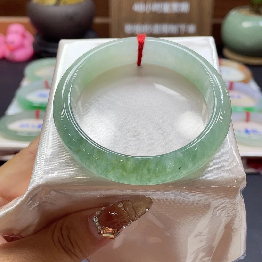 翡翠未镶嵌手镯5号