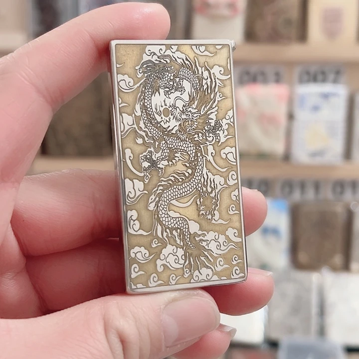 佐罗753白镍双色祥云龙升降火机