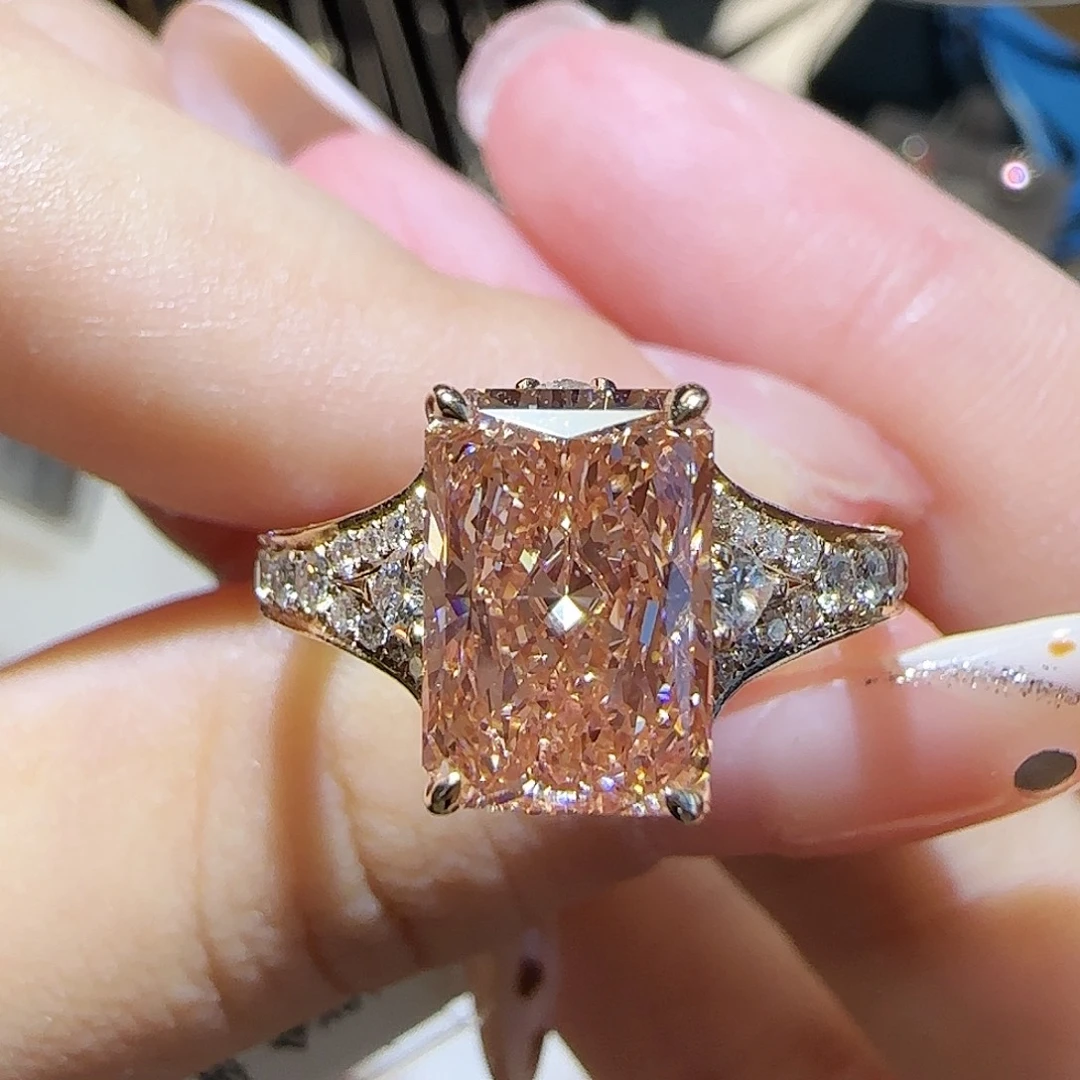 实验室培育钻石18K金镶嵌粉钻雷迪恩3卡