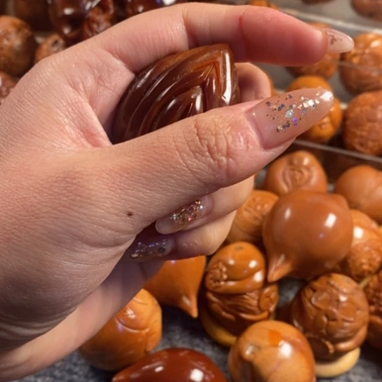 橄榄核吊坠玉华四面