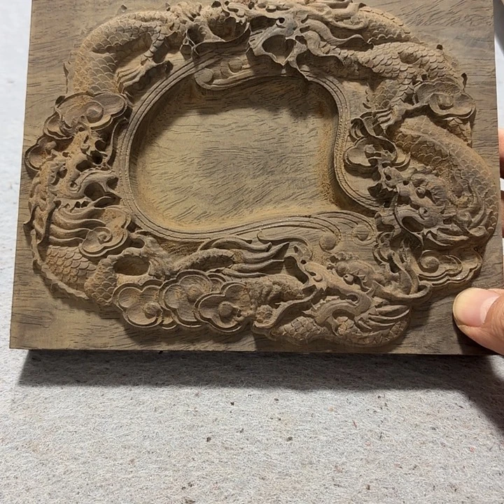 刚***见风车木（黑檀木）瑕疵底座