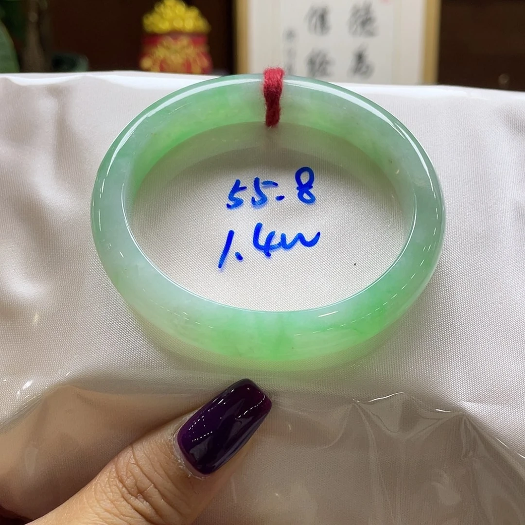 翡翠未镶嵌手镯7 号链接