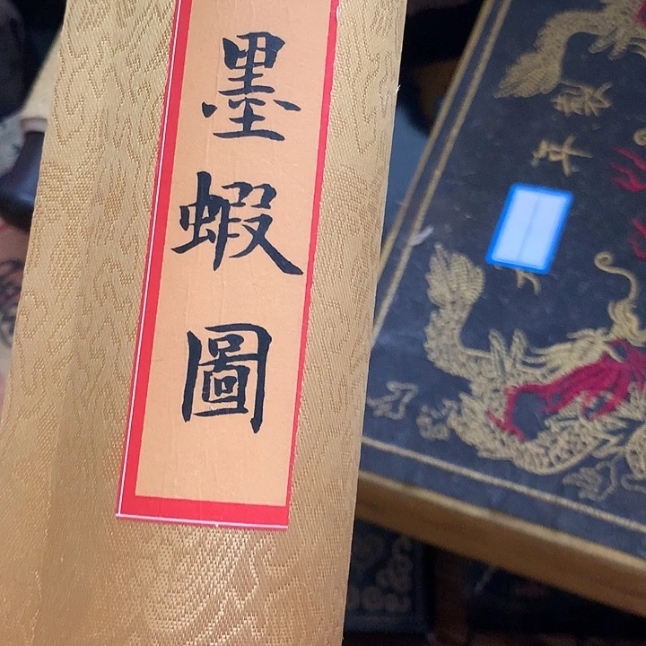竖款装饰画装饰设计