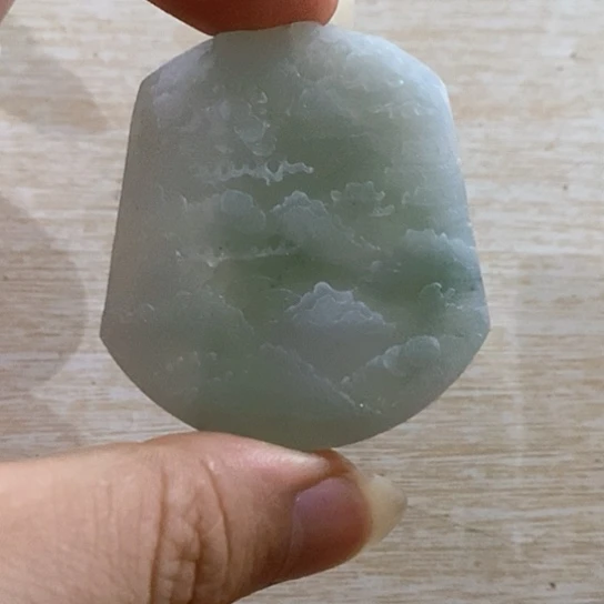 定制翡翠未镶嵌牌子