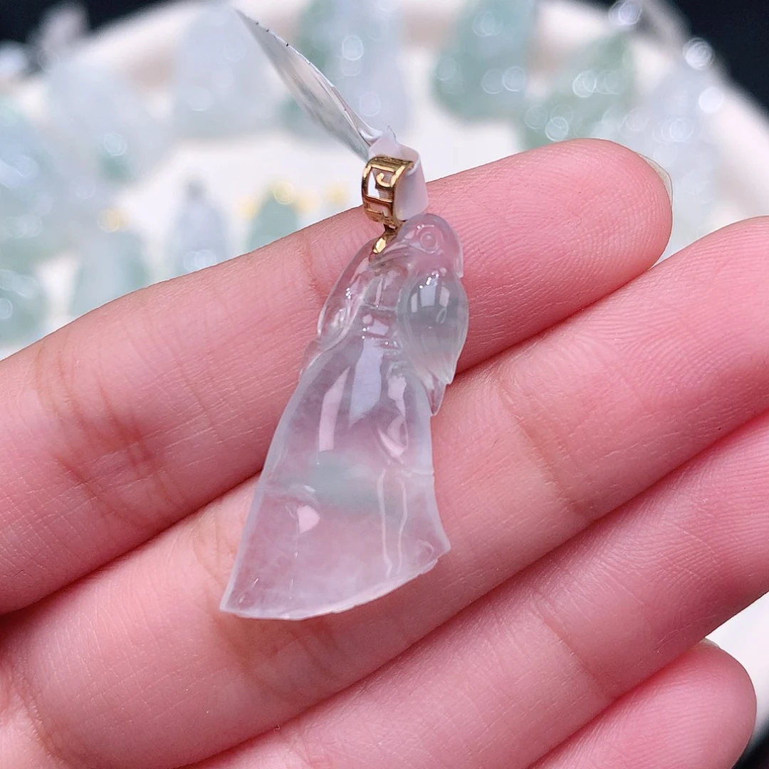 颈饰18K金镶嵌翡翠29.6-13.6-5.8