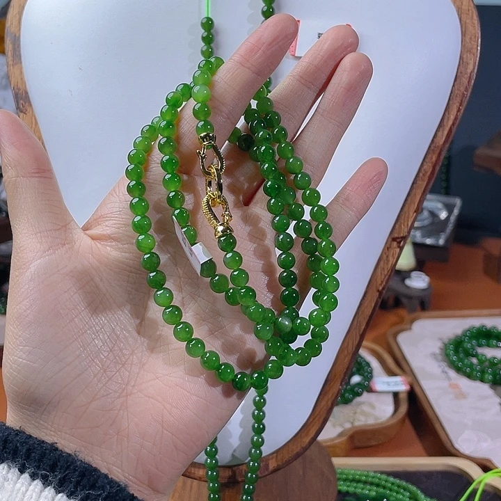 和田玉（碧玉）未镶嵌颈饰6