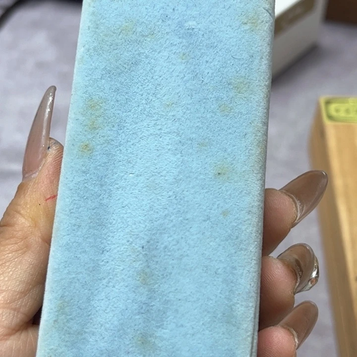 合金饰品中古品刘**果