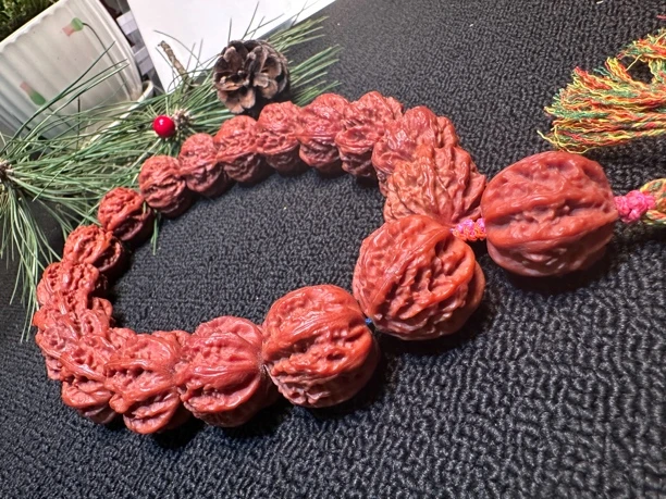 K12霸王龙京八棱大粗筋手持红油皮