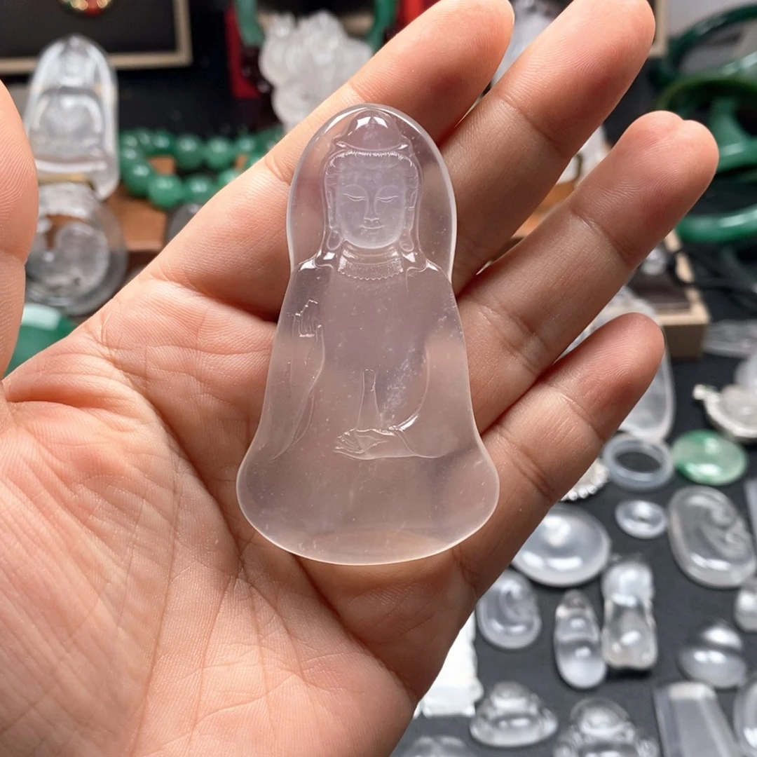 丶***伴颈饰未镶嵌石英质玉