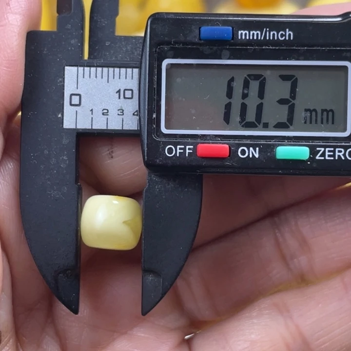 @***野蜜蜡未镶嵌裸石25