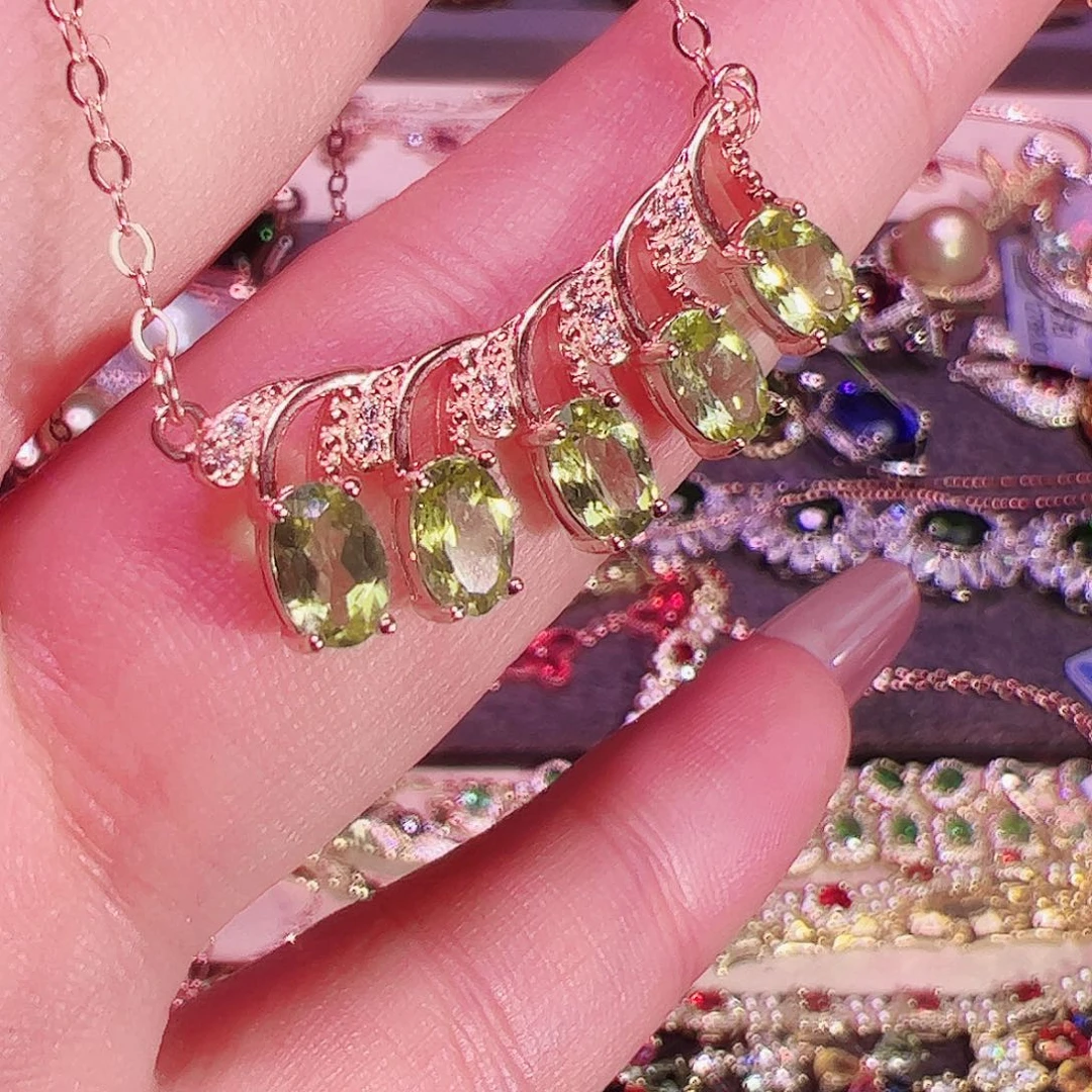 橄榄石吊坠银S925镶嵌