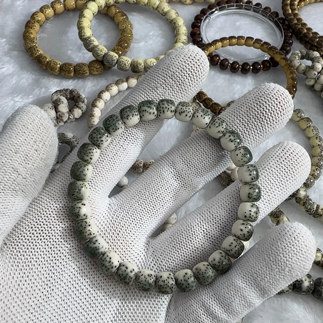 K***o吊坠星月菩提8绿背河豚