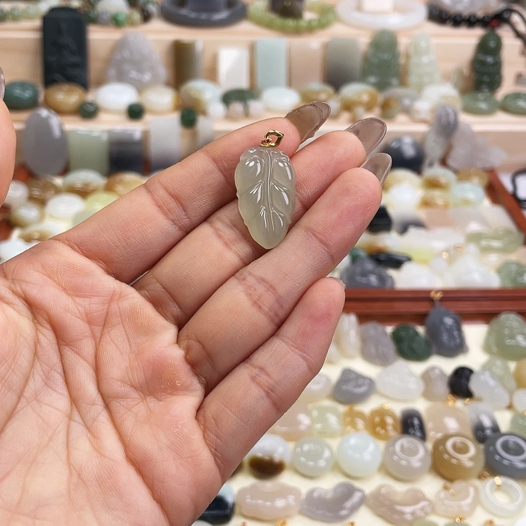 和田玉18K金镶嵌吊坠(不含链)