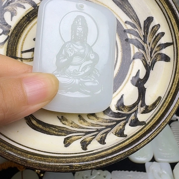 忆***甜瓷片新号开播挂件一个