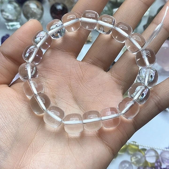 水晶摆件未镶嵌珍****?