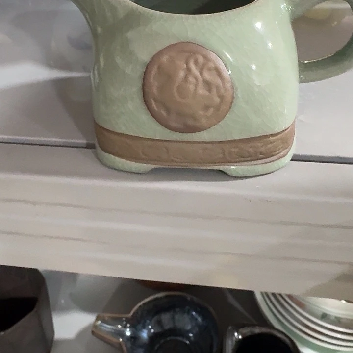 主人杯一个，瓷。。。