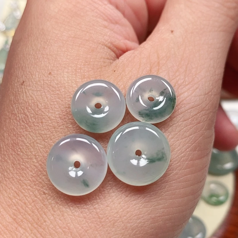 【闪购商品】翡翠未镶嵌吊坠(不含链)