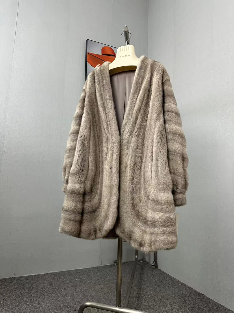 新款银兰色貂貂V领机开全抽分刀超皇冠紫金天鹅绒短二毛冬天外套