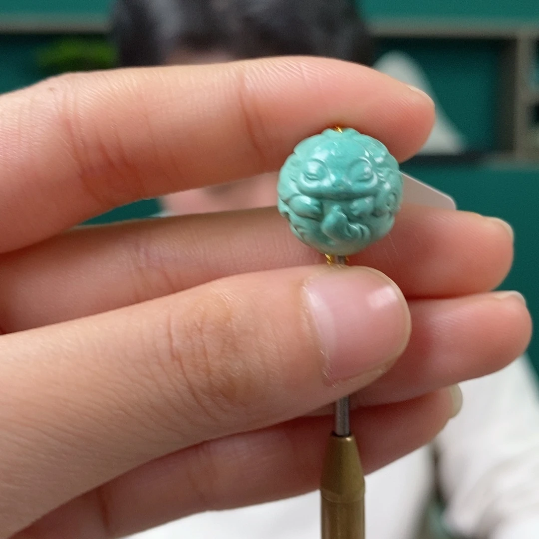 绿松石未镶嵌挂件